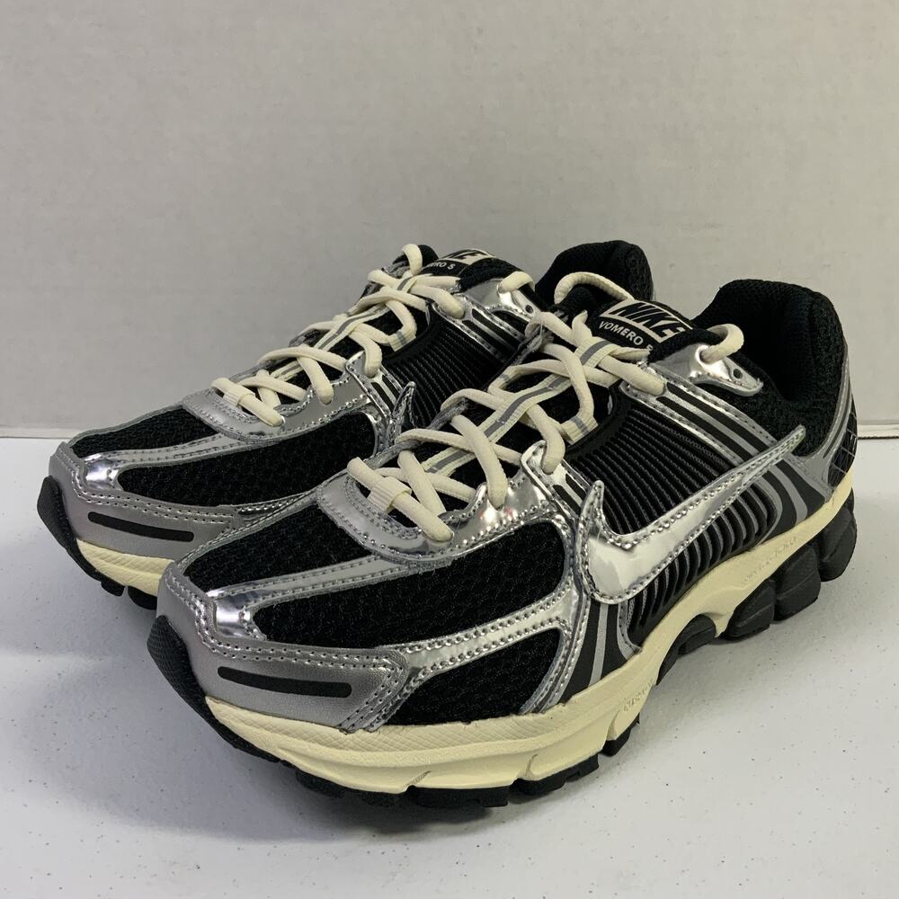 Nike Air Zoom Vomero 5 Black Chrome White IM3486 003 Size 7.5 Men Size 9 Women